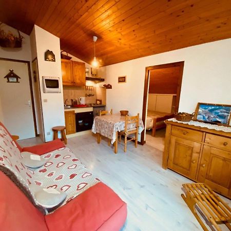 Appartement Cosy 4 Pers. Avec Balcon Et Vue A La Clusaz - Fr-1-459-218 외부 사진